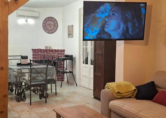 بيت للعطل Petit Coin De Paradis إفيسا