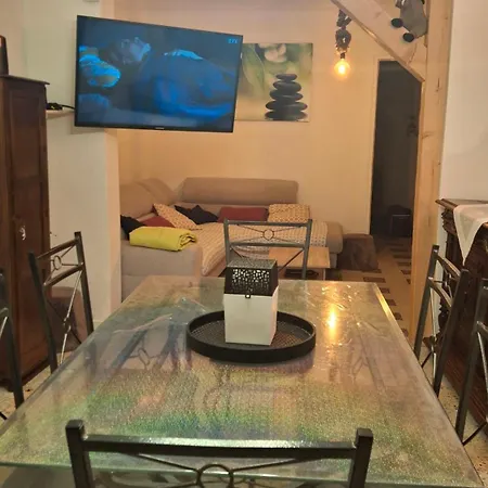 Petit Coin De Paradis